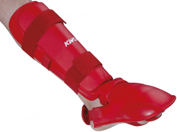 Protège-tibias et protège-pieds de karaté